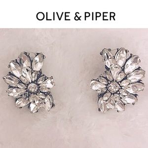 OLIVE + PIPER Cluster Stud Glass Crystal Earrings with Vintage Charm